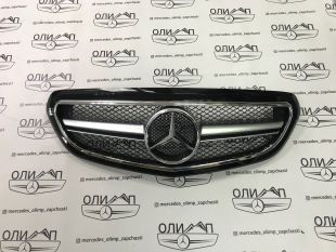 Решетка радиатора Mercedes E class w212 для бампера Классик  13-15 год